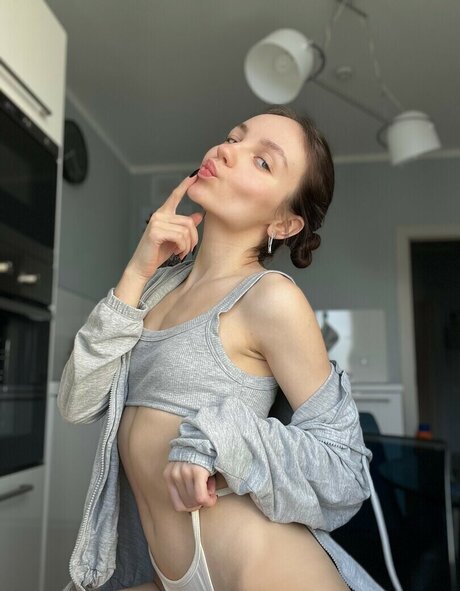 Nacktes geleaktes OnlyFans-Foto von Lizy Youngy