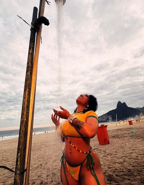 Nacktes geleaktes OnlyFans-Foto von Kortynie