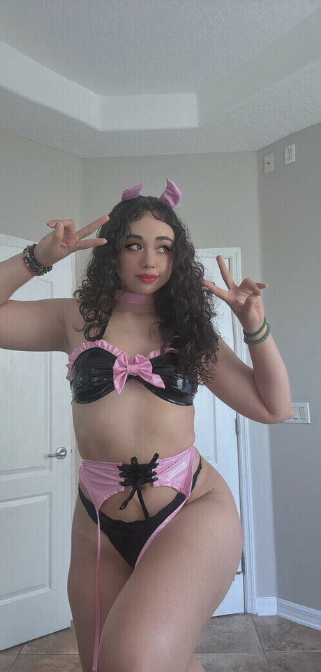 Naken lekkede OnlyFans-bilde av Vrv0