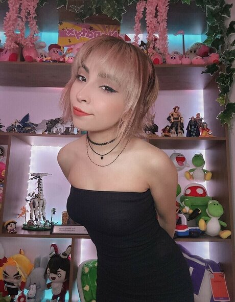 Naken läckt OnlyFans-bild av Nanatyx