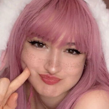 Naken läckt OnlyFans-bild av Chantal Akinci