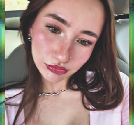 Naken lekkede OnlyFans-bilde av Porn Edits