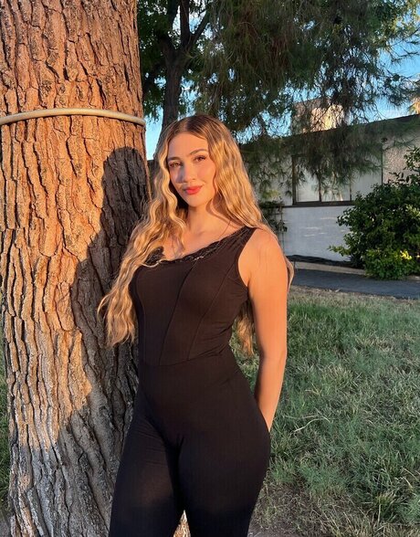 Обнаженная фотография утечки OnlyFans от Bluci15