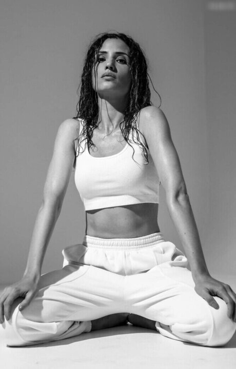 Обнаженная фотография утечки OnlyFans от Nadine Menz