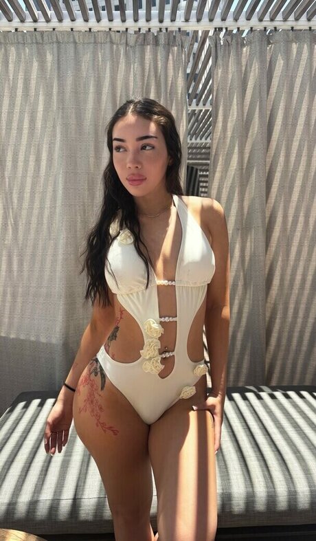 Nacktes geleaktes OnlyFans-Foto von Julbellaa