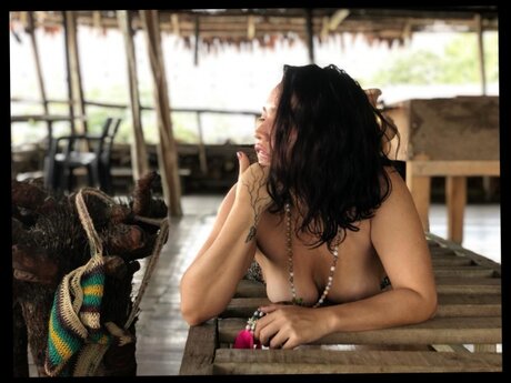 Naken lekkede OnlyFans-bilde av Mariposa  