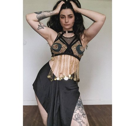 Naakte gelekte OnlyFans-foto van Brutalbeurette