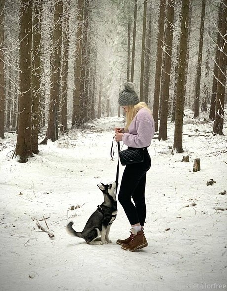 Обнаженная фотография утечки OnlyFans от Jassietailorfree