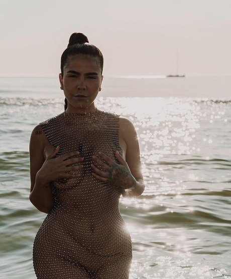 Aurobel Contreras OnlyFansリークヌード写真