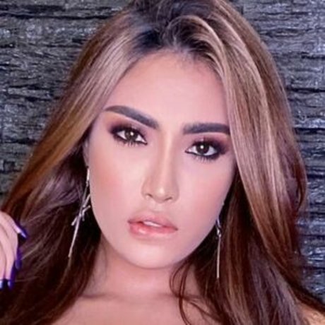 Nacktes geleaktes OnlyFans-Foto von Luzvioletta