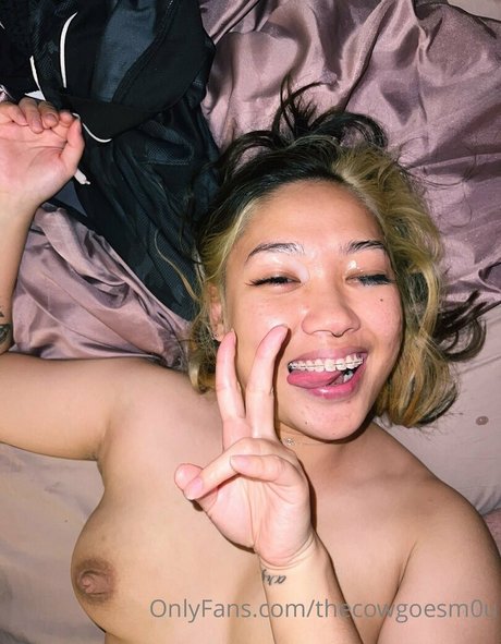Обнаженная фотография утечки OnlyFans от Thecowgoesm0u