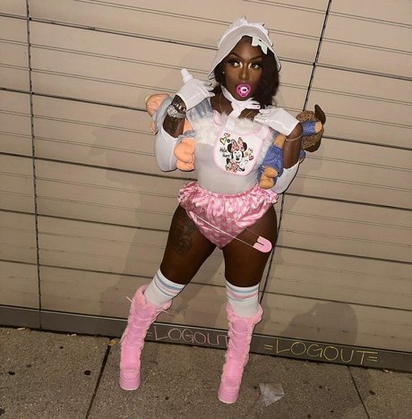 Обнаженная фотография утечки OnlyFans от Bianka Damanii