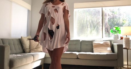 Naakte gelekte OnlyFans-foto van Miss Bell Asmr