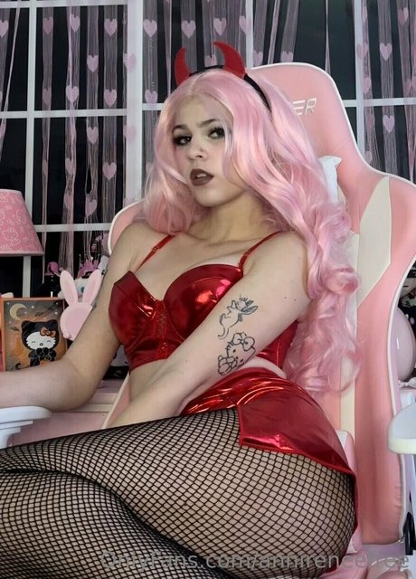 Обнаженная фотография утечки OnlyFans от Annireneefree