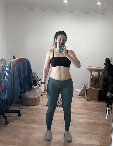 Naken lekkede OnlyFans-bilde av Sloane Wolf