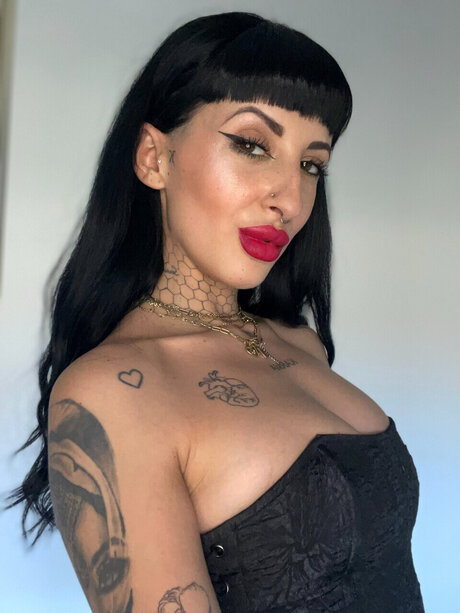 Обнаженная фотография утечки OnlyFans от Cleo