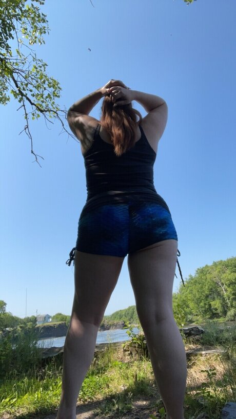 Alasti lekkinud OnlyFans-i pilt Bree