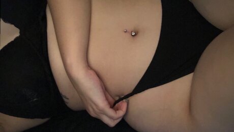 Nacktes geleaktes OnlyFans-Foto von Raver Baby Amplt3