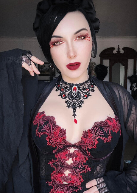 Naken lekkede OnlyFans-bilde av Vintage Lover