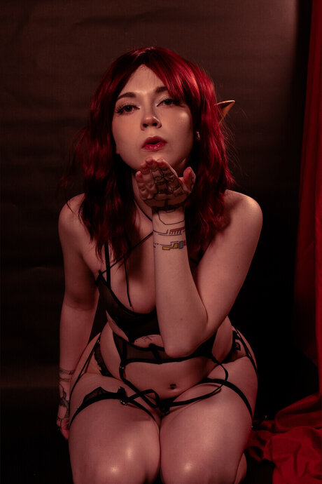 Naken lekkede OnlyFans-bilde av Dee