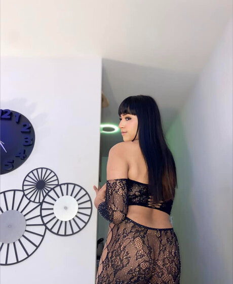 Naakte gelekte OnlyFans-foto van Larissa Camila