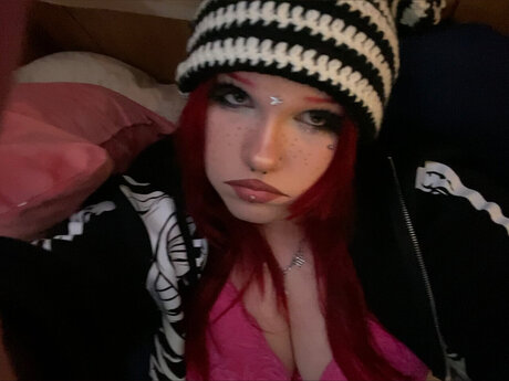 Обнаженная фотография утечки OnlyFans от Cadie 