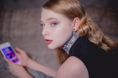 Alasti lekkinud OnlyFans-i pilt Annistin