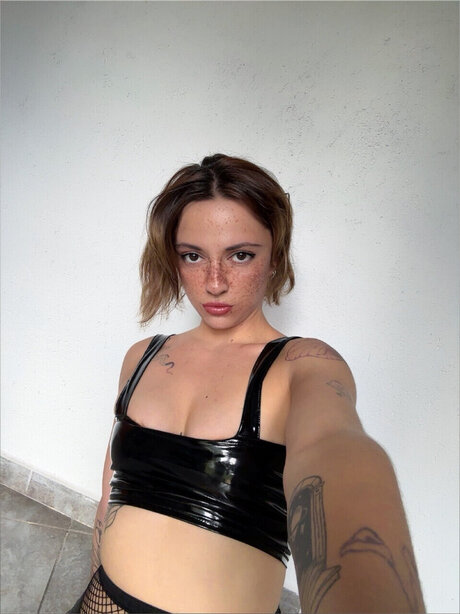 Alasti lekkinud OnlyFans-i pilt   