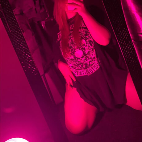 Nacktes geleaktes OnlyFans-Foto von Lily