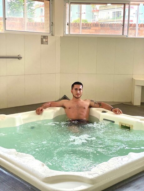 Nahá fotka uniklých OnlyFans od Checho