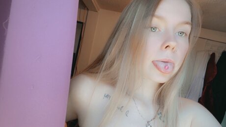 Alasti lekkinud OnlyFans-i pilt Lilpuddle