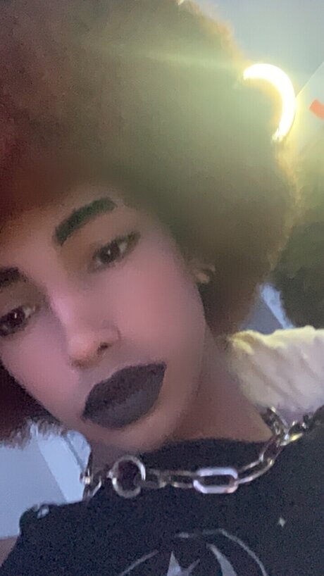 Nahá fotka uniklých OnlyFans od Tokyo X Alicia