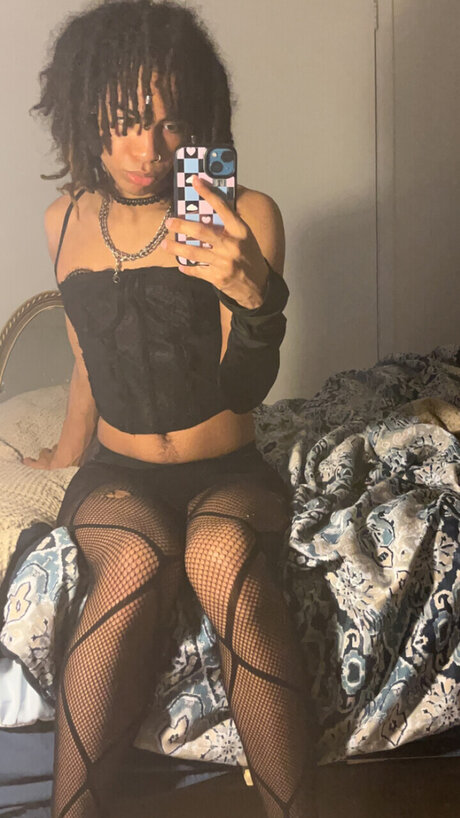 Foto di nudo di fuga di OnlyFans di Svnday