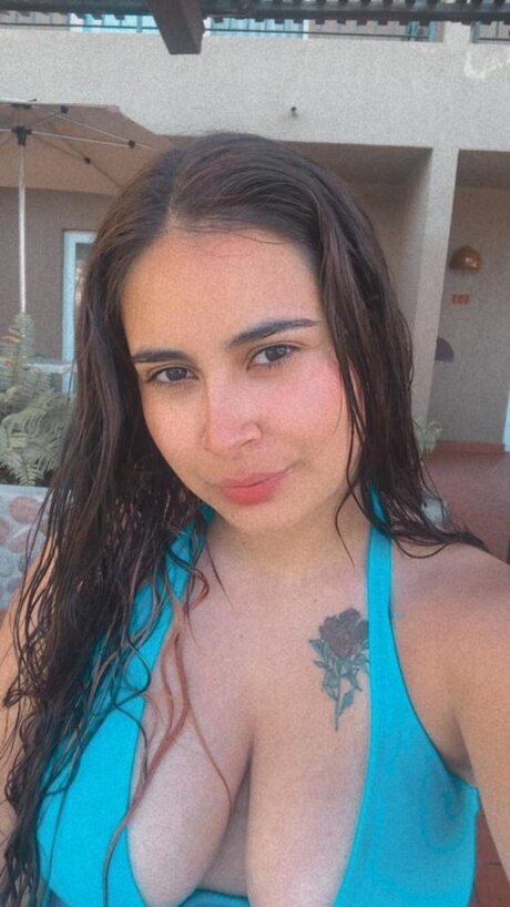 Foto di nudo di fuga di OnlyFans di Jenniferf