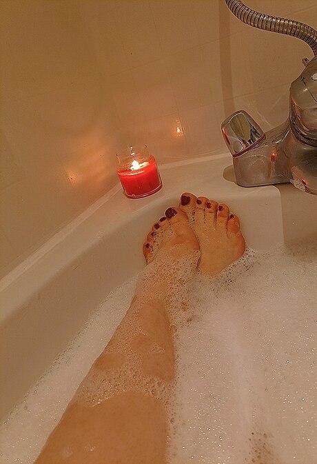 Naken läckt OnlyFans-bild av Izafeet