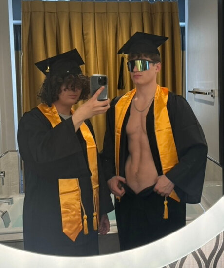 OnlyFans-model Evan And Jake