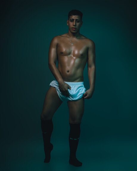 Naakte gelekte OnlyFans-foto van Flaitesito21