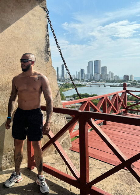 OnlyFans-model Duvanhoyos19