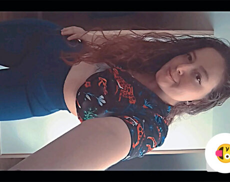 Naken lekkede OnlyFans-bilde av Gen