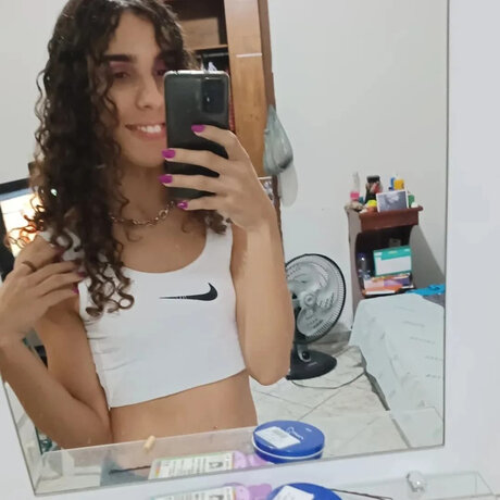 Naken lekkede OnlyFans-bilde av May Tgirl