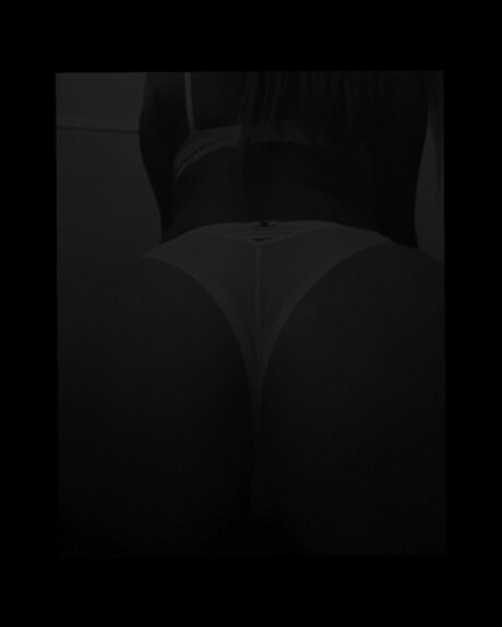 Naken lekkede OnlyFans-bilde av Ana 