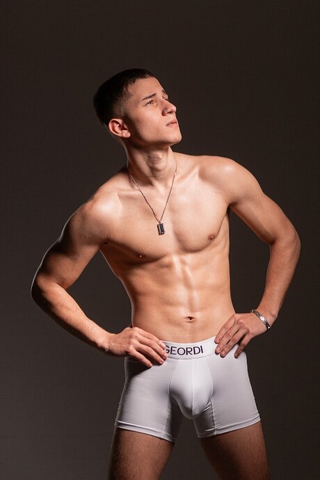 Nahá fotka uniklých OnlyFans od Melvindcl