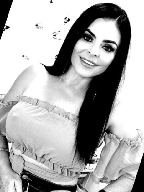 L OnlyFansリークヌード写真