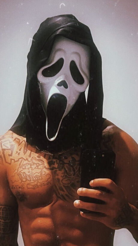 Naken lekkede OnlyFans-bilde av King 