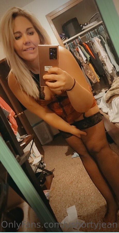 Sarah Jean naked leaks OnlyFans pic