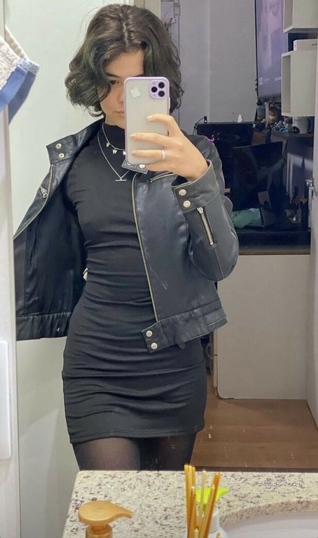 Foto desnuda filtrada de OnlyFans de Say Cat Pe