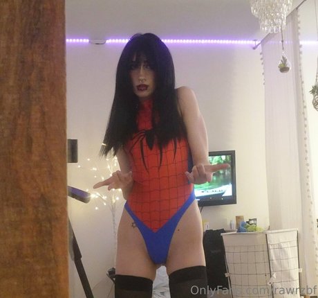 Alasti lekkinud OnlyFans-i pilt Rawrzbf