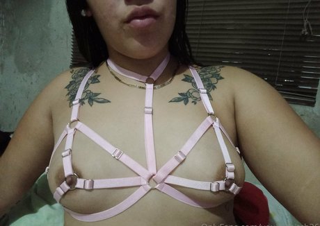 Обнаженная фотография утечки OnlyFans от Harmonylulu