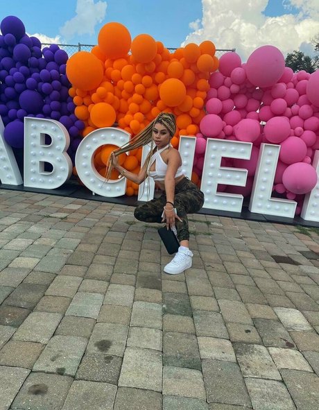 Alasti lekkinud OnlyFans-i pilt Bbygshai