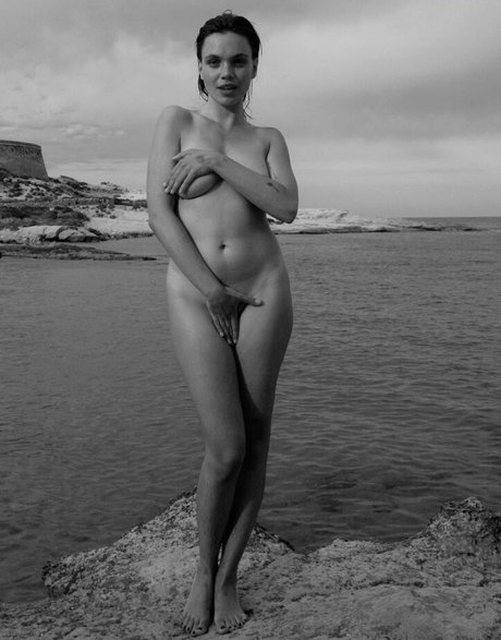 Martina Cariddi OnlyFansリークヌード写真